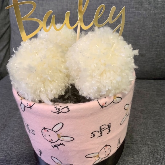 Bunny receiving blanket cake - Picture 3 of 5